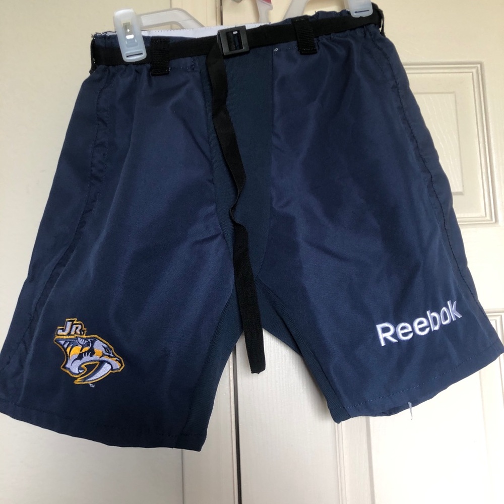 NWOT Reebok hockey jr nashville predators shell pants/shorts size 26